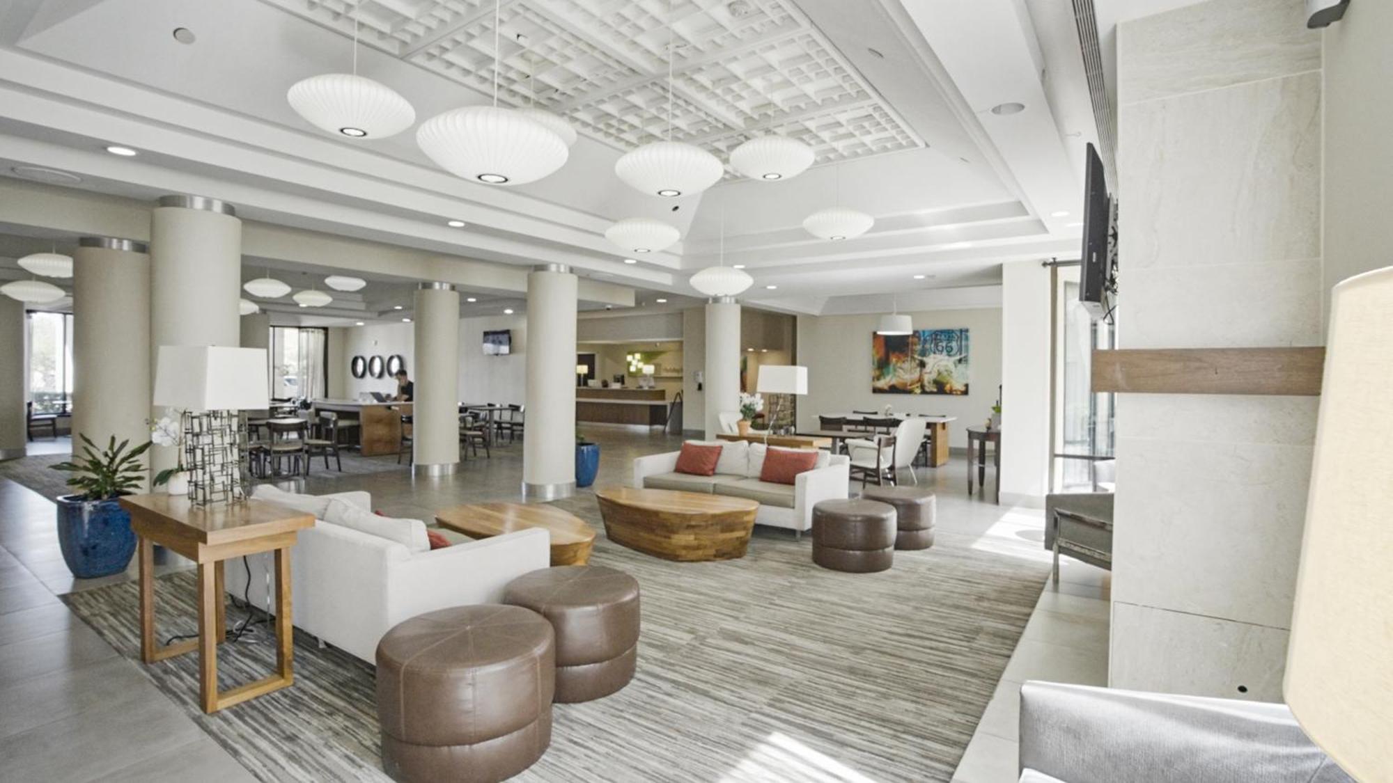Holiday Inn Irving Las Colinas By Ihg Экстерьер фото
